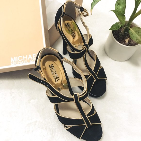 Michael Kors - Gideon T-Strap Heels - Picture 3 of 4
